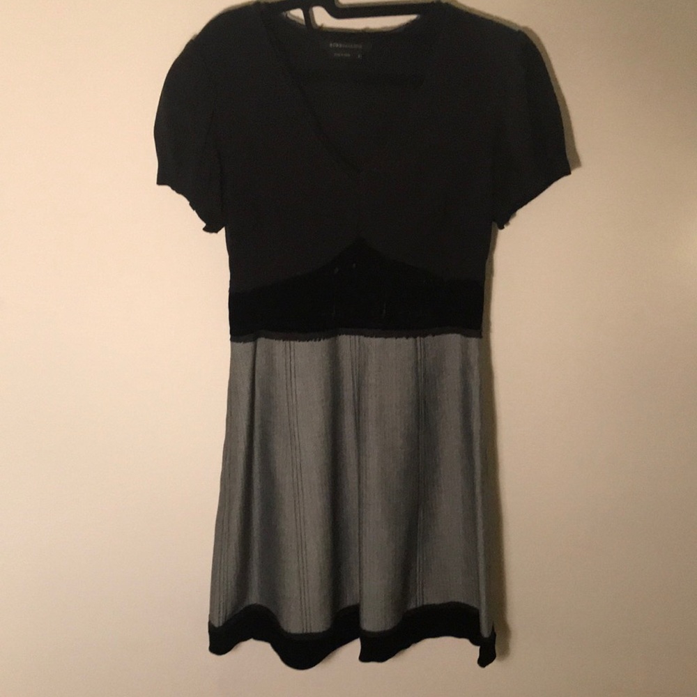 Super cute BCBG Max Azria size 4 dress